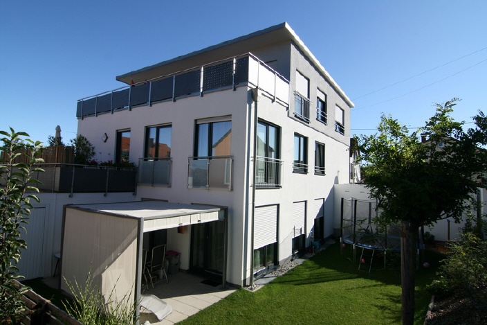 Moderne Stadtvilla mit 8 Schlafzimmern zu verkaufen